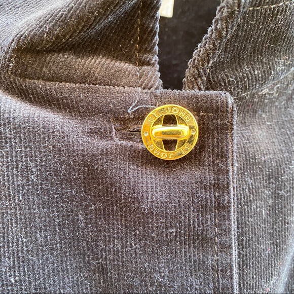 St. John Sport Women's Size M Black Corduroy Gold Logo Button Up Vest Pockets - Picture 3 of 6